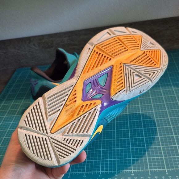 Nike Zoom Flywire Size 7.5 Womens - Picture 5 of 10